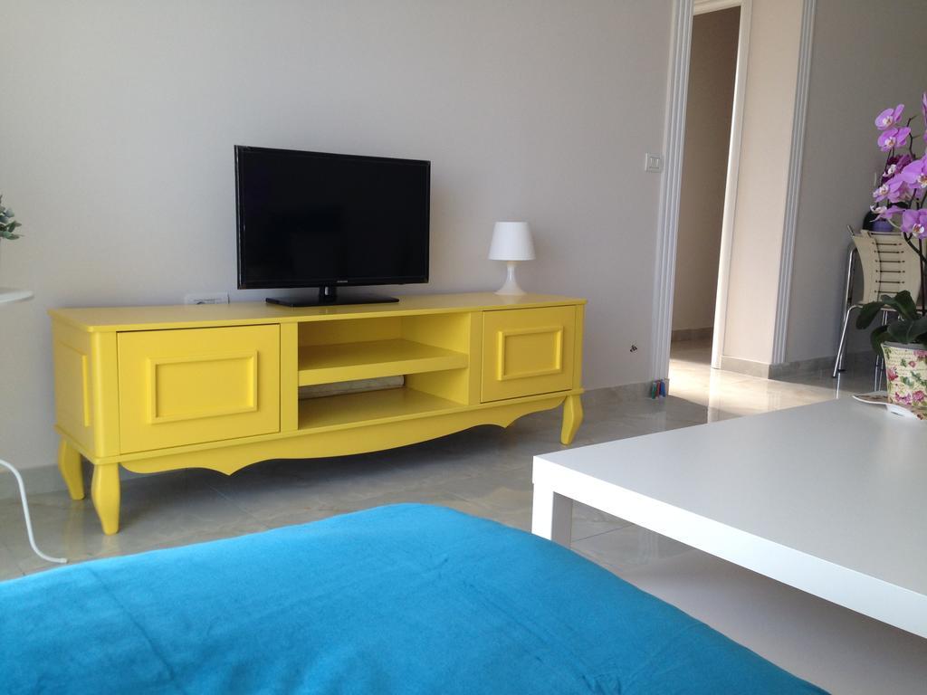 Amarilis Luxury Apartment Sarandë Oda fotoğraf